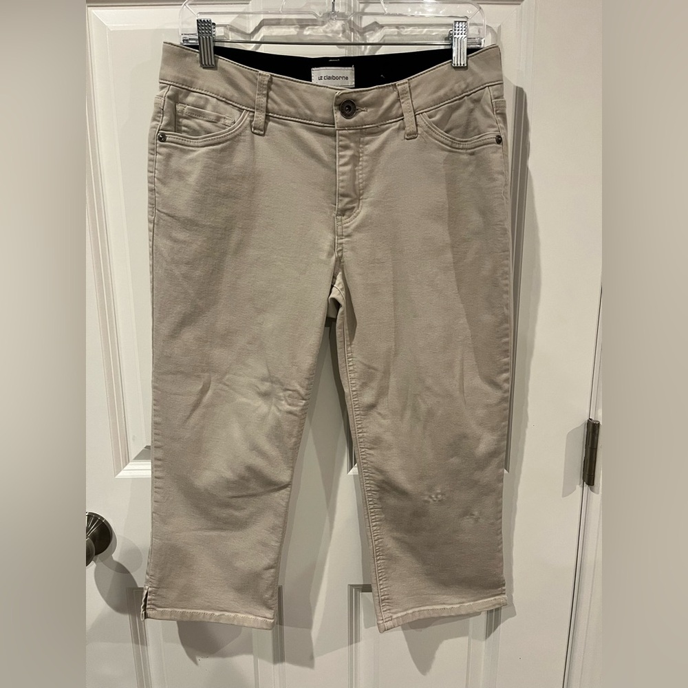 Liz Claiborne Tan Jean Capri Size 8